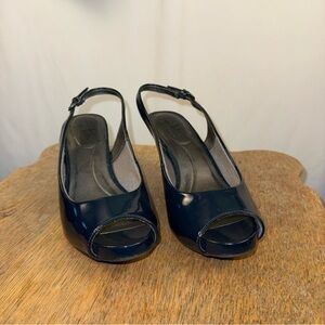 Life Stride, 7 1/2 women’s navy sling back high heels